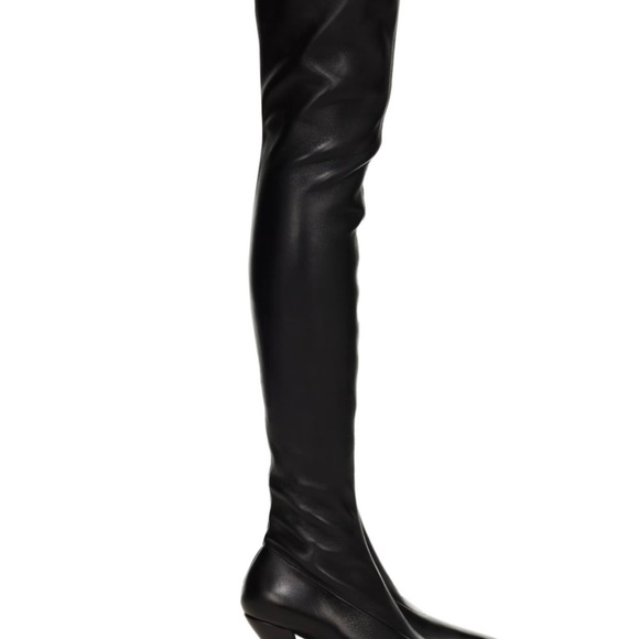 Bottega Veneta Black Almond over the knee boots, near perfect condition. - Picture 3 of 9